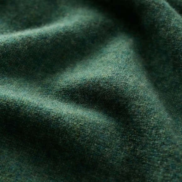 Quince Mongolian Cashmere Cardigan in Forest Green Size Small NWOT - Picture 7 of 8